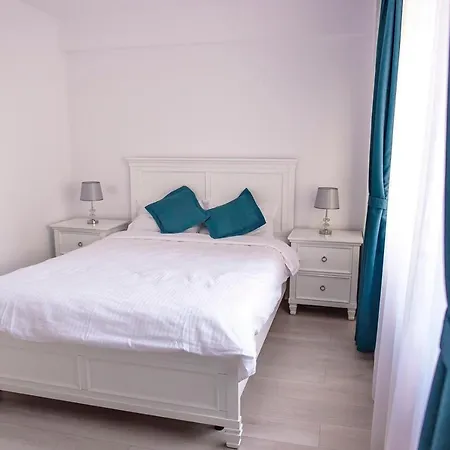 Lara Apartament Apartment *